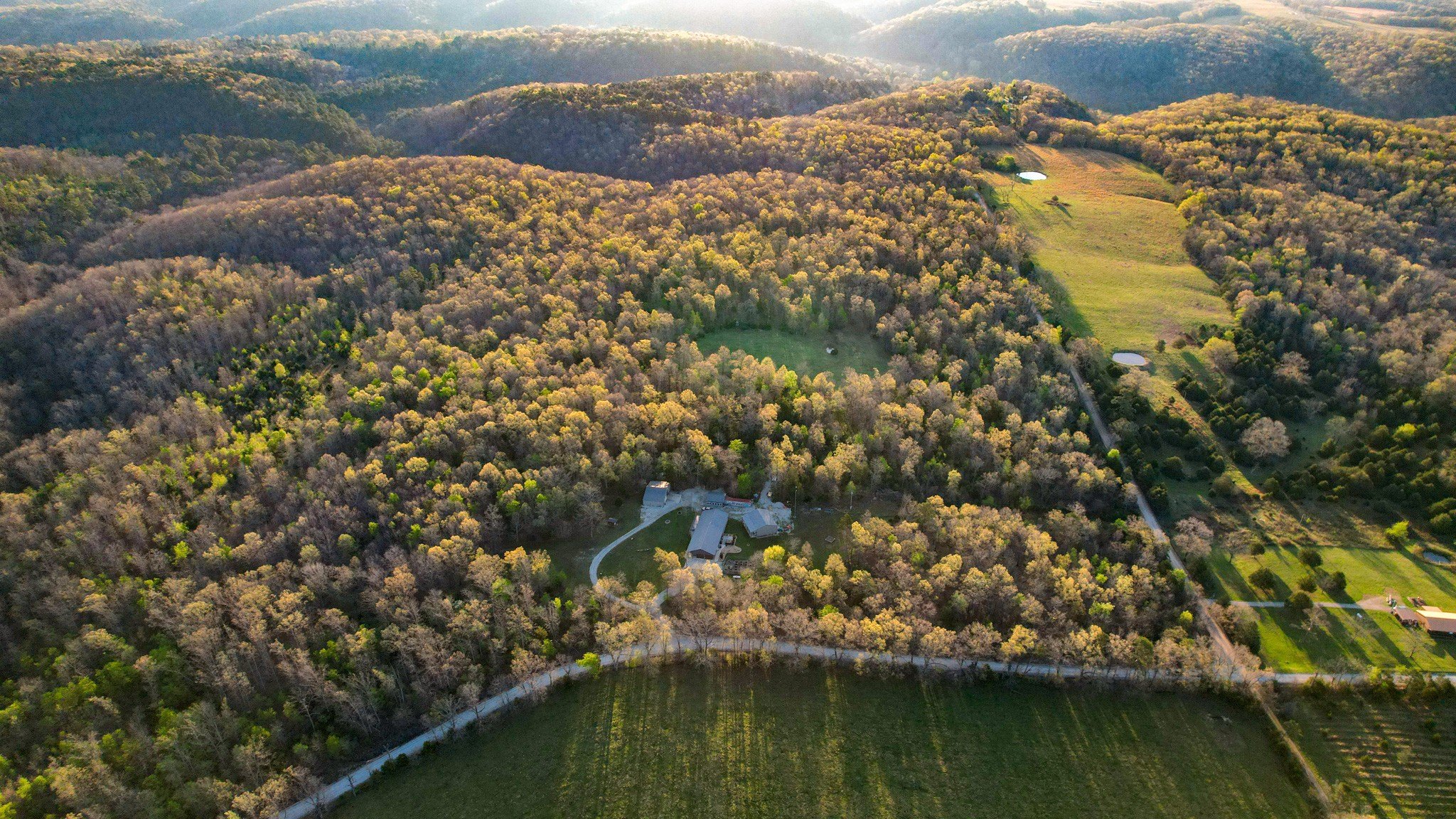 Ozark Mountain Estate with Hunting
