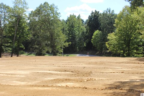 Residential Land in Woodland Hills