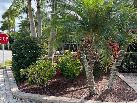 Resort Lot with Tiki Kitchen