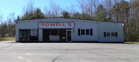 Palmyra Commercial Building on 3.3 Acres