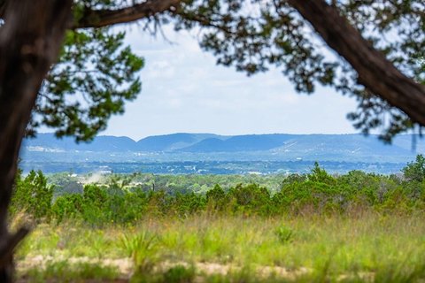 LAND - Bandera, TX