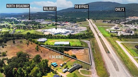 Commercial Lot in Poteau, OK