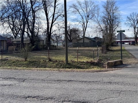 Residential Land in Stilwell, OK