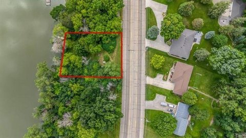 Land, APPLETON, WI
