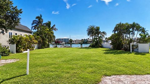 Land, BELLEAIR, FL