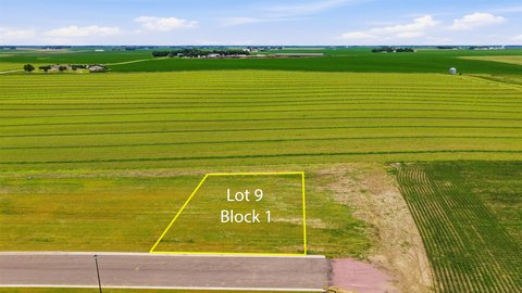 LAND - Larchwood, IA