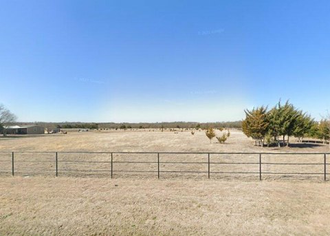Acreage Lot with Easy Highway Access