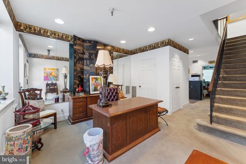 Prime Old Town Alexandria Office