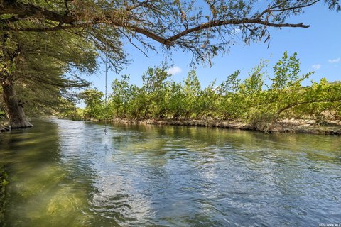 Land, Bandera, TX
