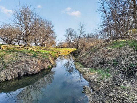 Recreational Farmland with Creek