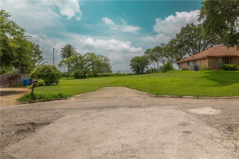 LAND - Corpus Christi, TX