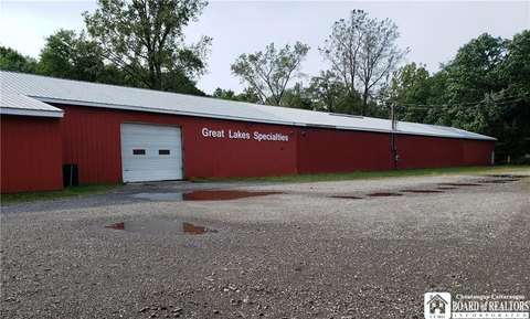 Fredonia Commercial/Industrial Building For Lease