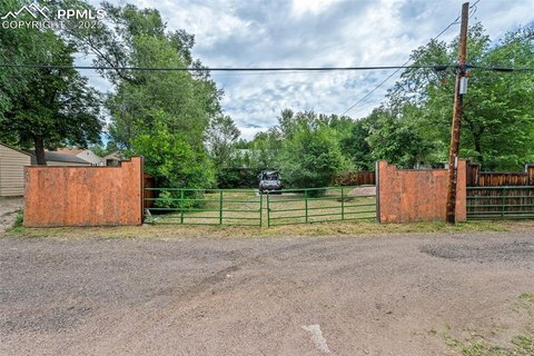 R2 Lot in Old Colorado