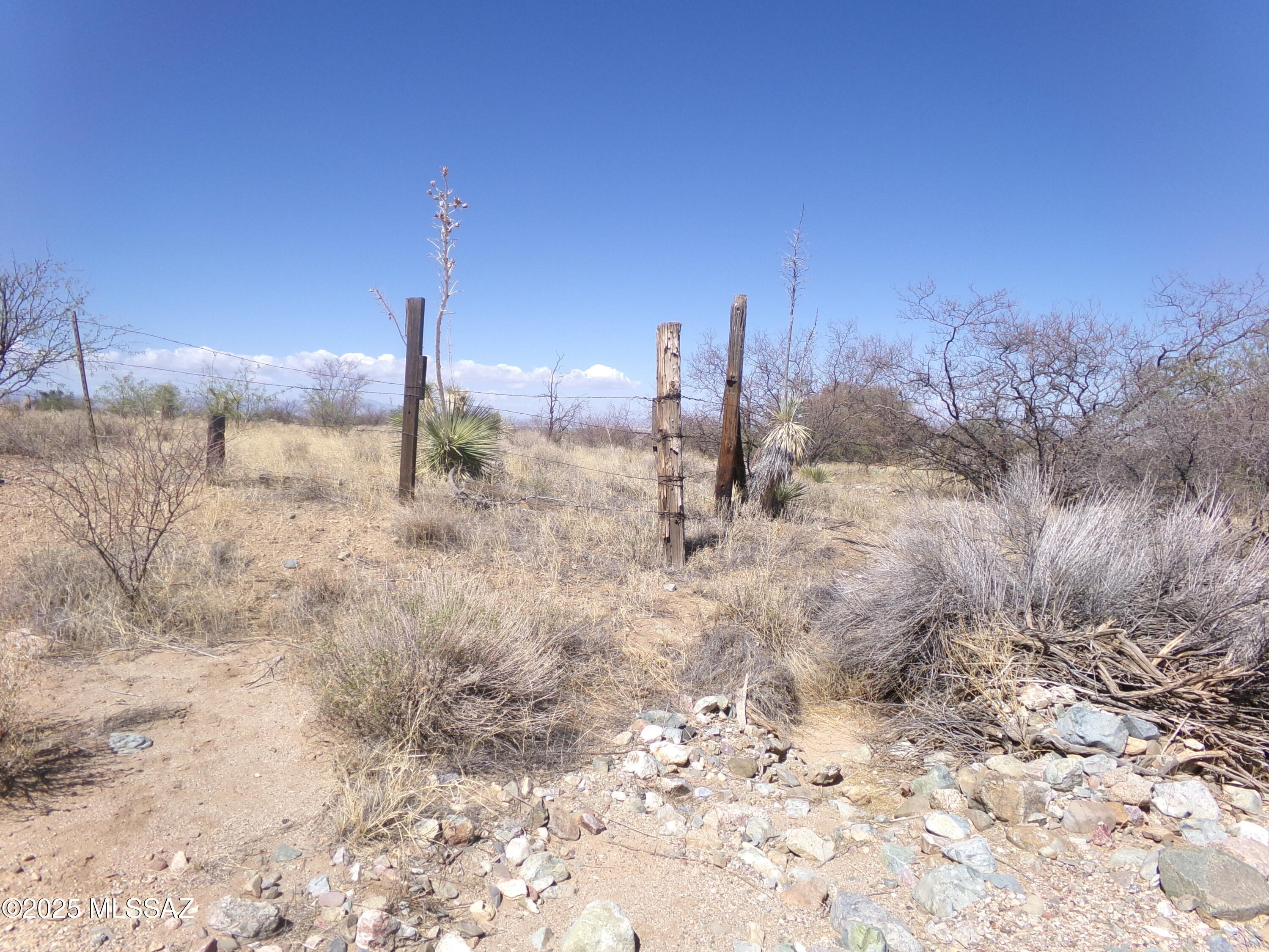 38.65 AC Fenced Land