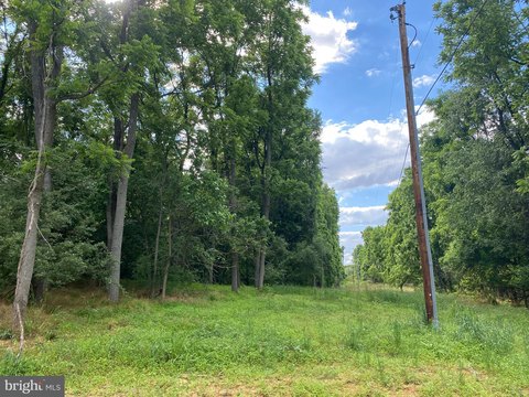 Harpers Ferry Unrestricted Land