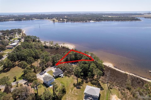 Waterfront Lot in Pensacola, FL