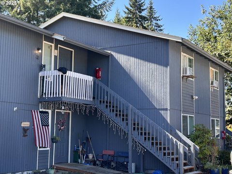 Updated Fourplex in Springfield, Oregon