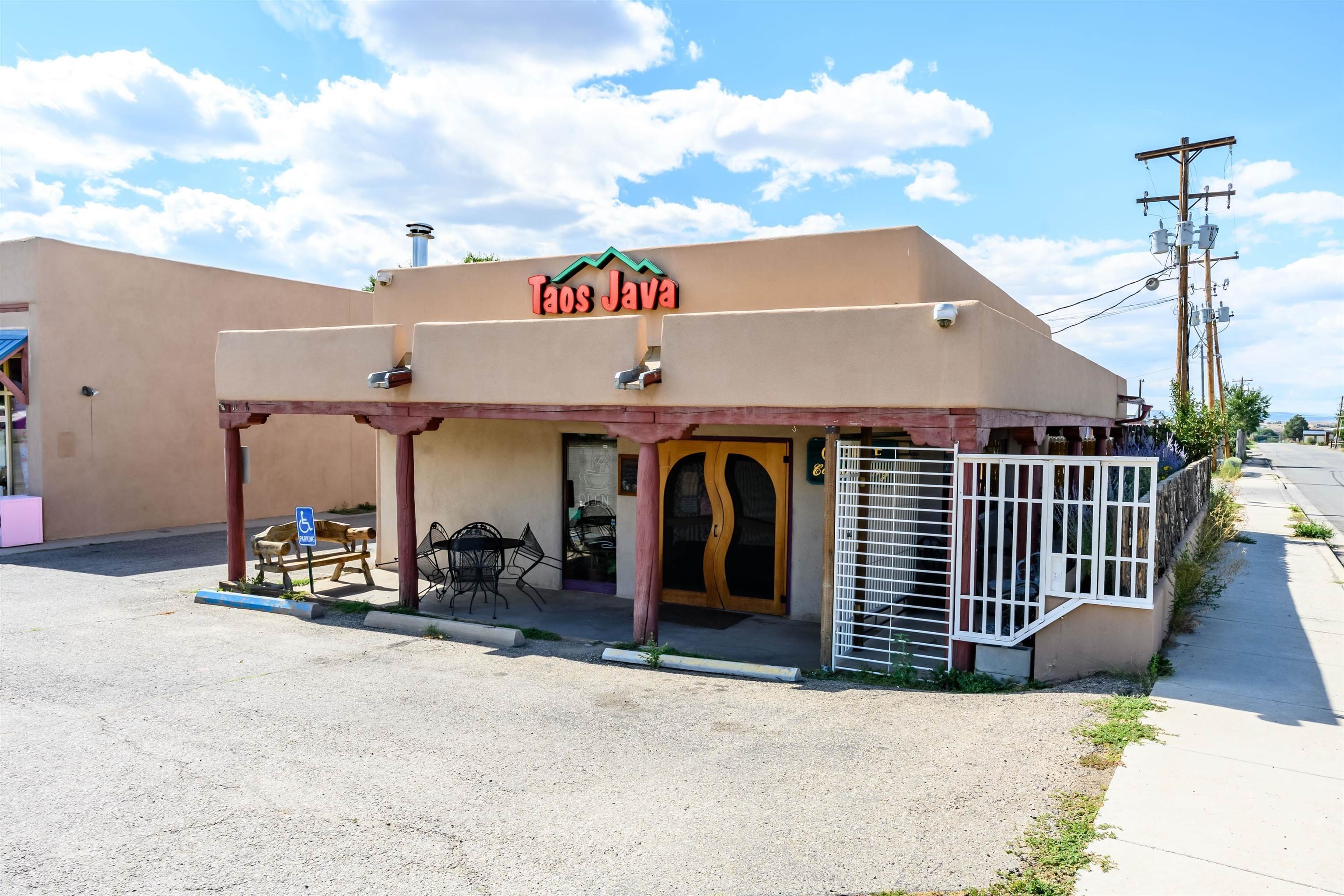 Established Coffee Shop with Drive-Thru