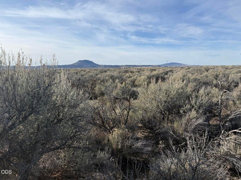 Land, Silver Lake, OR