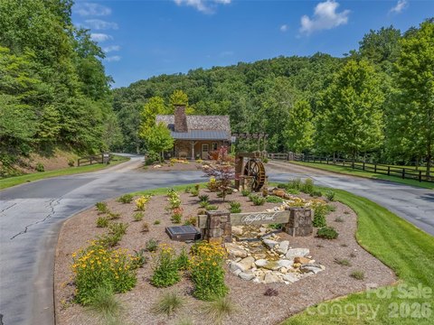 LAND - Mill Spring, NC