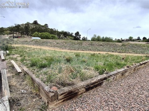 Commercial Land in Established Office Complex