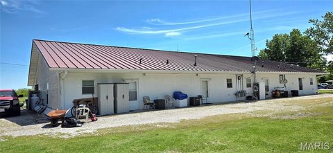 Well-Maintained 4-Plex Residence