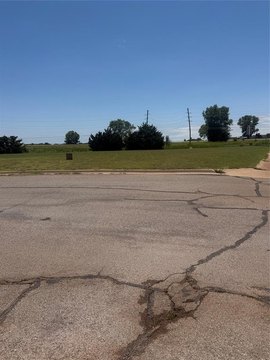 LAND - Elk City, OK