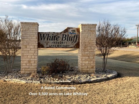 Land, Whitney, TX