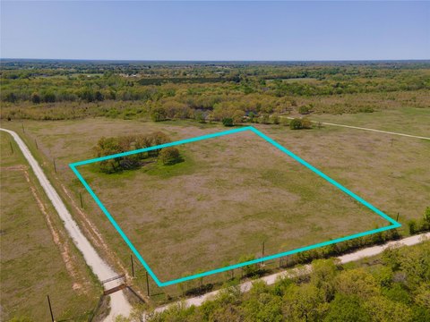 Ranch-Style Acreage with Build Restrictions