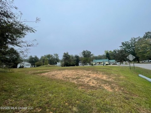 Land, Iuka, MS