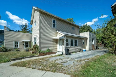 Dual-Design Duplex: Income and Opportunity