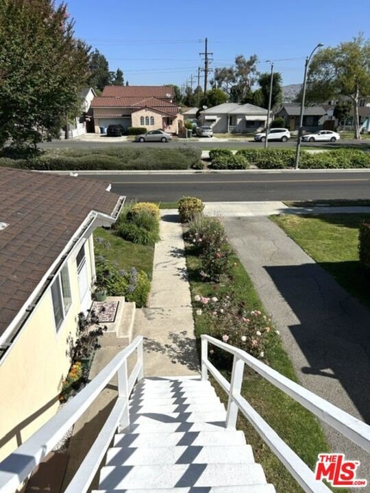 Picture 9