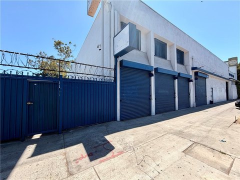 Multi-Parcel Warehouse and Office