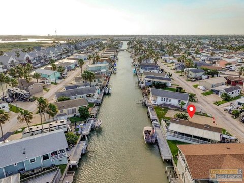 Waterfront Lot in Long Island