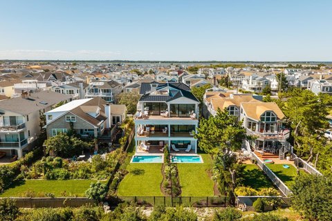 Oceanfront Duplex With Private Pools