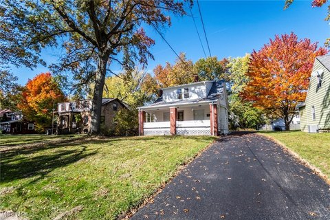 Remodeled Duplex: Turnkey Investment