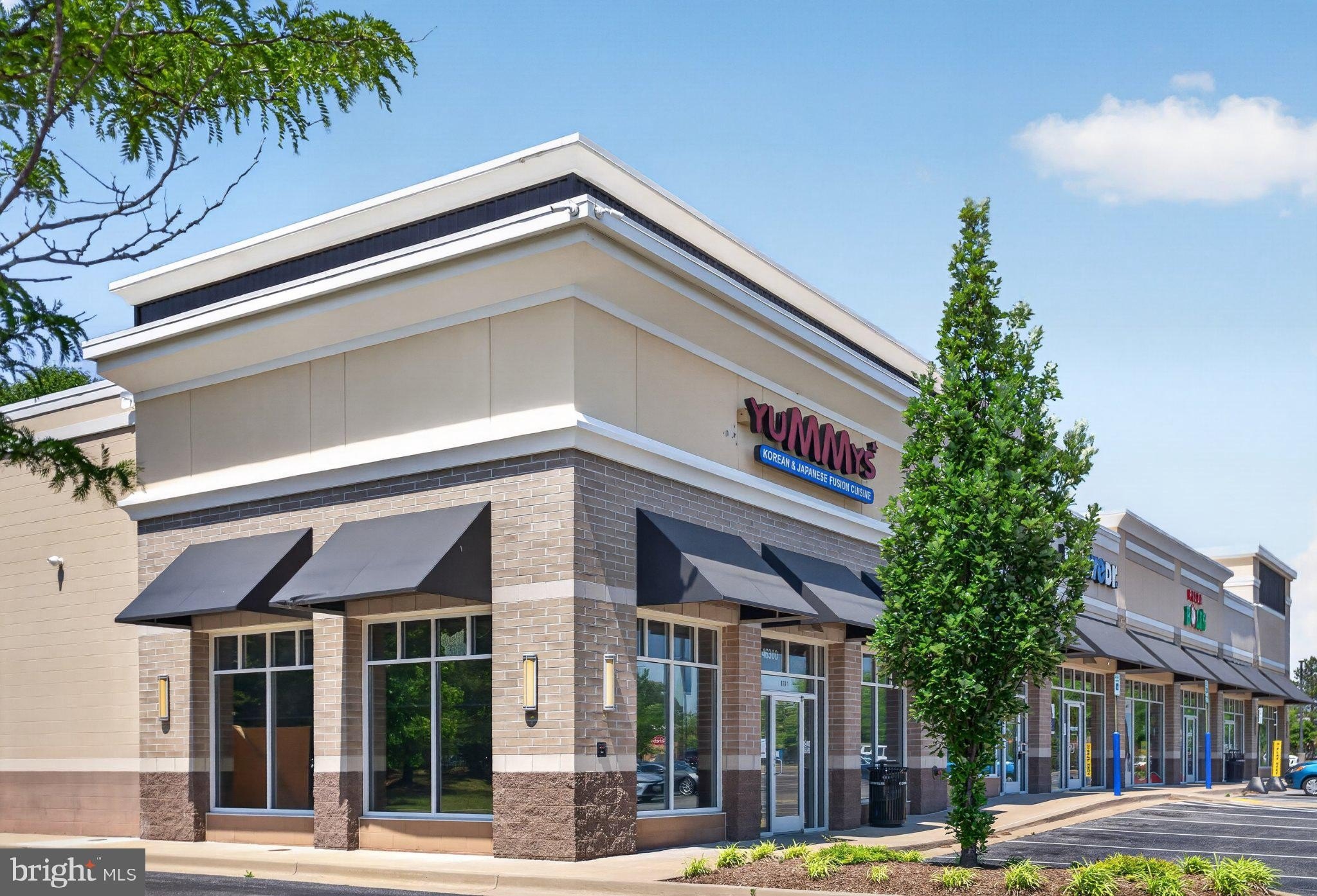 Restaurant in Lexington Village Center