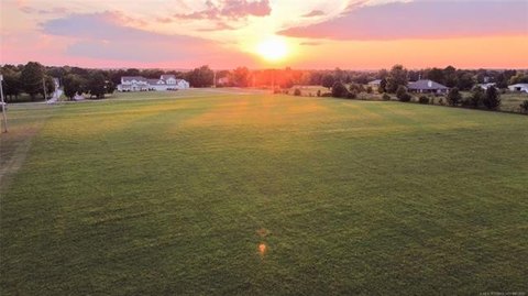 LAND - Coweta, OK