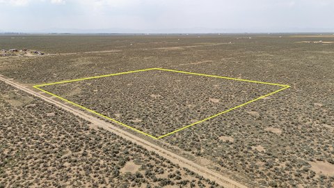 Land, Beryl, UT