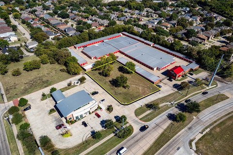 Commercial Land Parcel with High Visibility