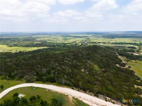 Unrestricted Land in Kempner, Texas