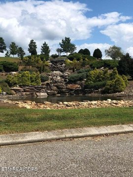 Loudon, TN Corner Lot