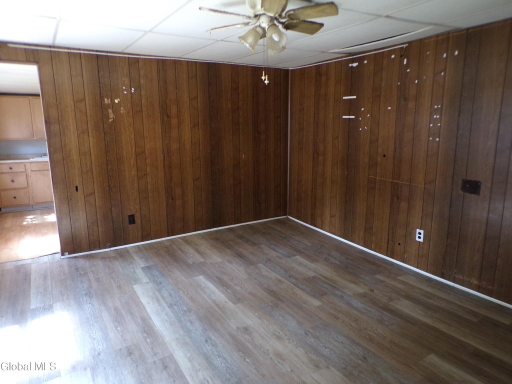 Picture 11