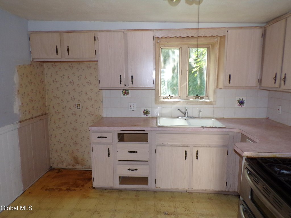 Picture 9