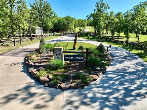 Lake View Lot in Eufaula