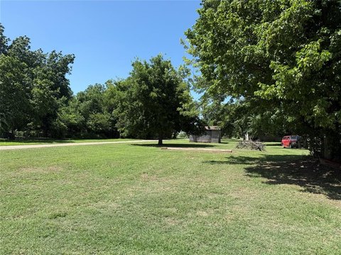 Land, Guthrie, OK