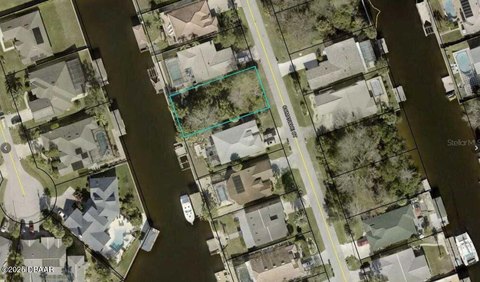 Saltwater Canal Lot in Florida