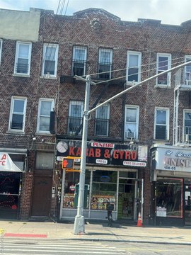 Richmond Hill Mixed-Use Investment Property