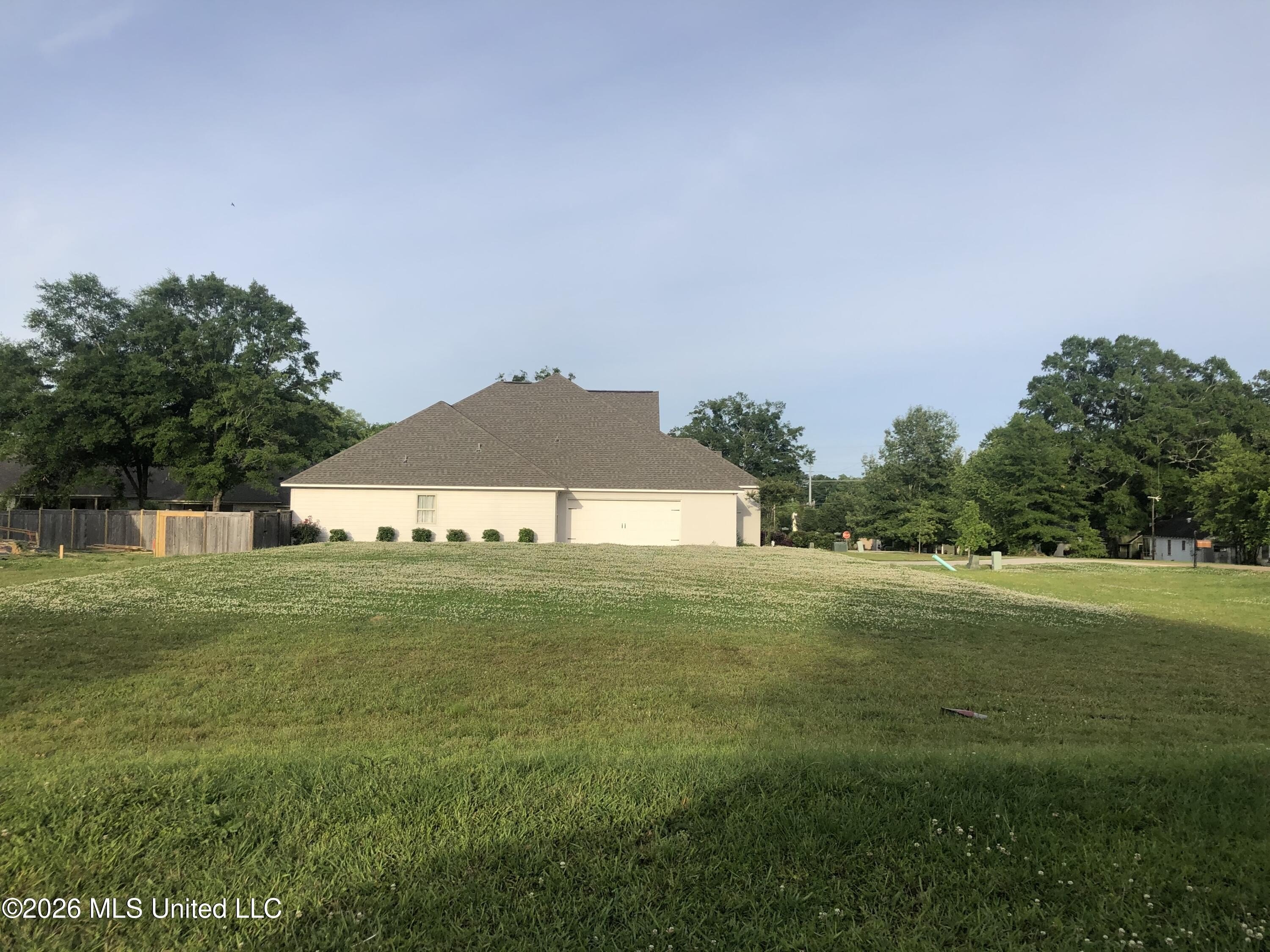 Residential Land in Ridgeland, MS
