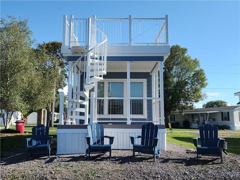 Lakeside Mobile Cottage on Henderson Bay